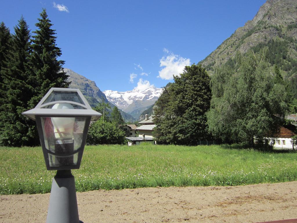 Residence Delapierre Gressoney-Saint-Jean Exterior foto